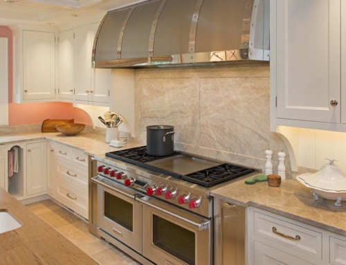 Custom Non-Directional Stainless Steel Range Hood with Mirror Trim